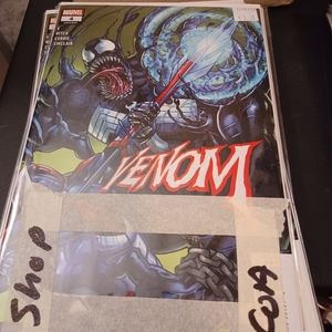 Venom signed by Alex sinclair